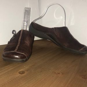 Super cute naturalizers